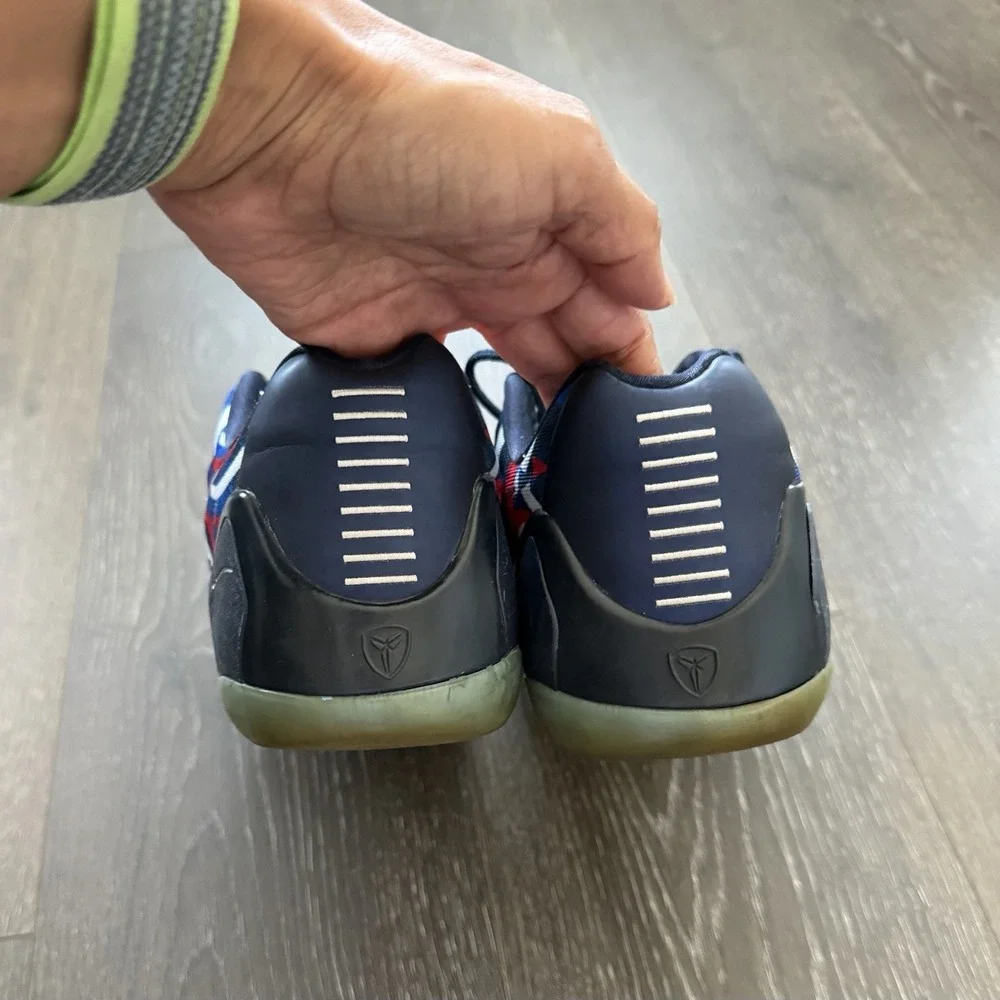 Kobe 9 EM Low 'Independence Day' (2014) Size 10.5 Needs Re-glue